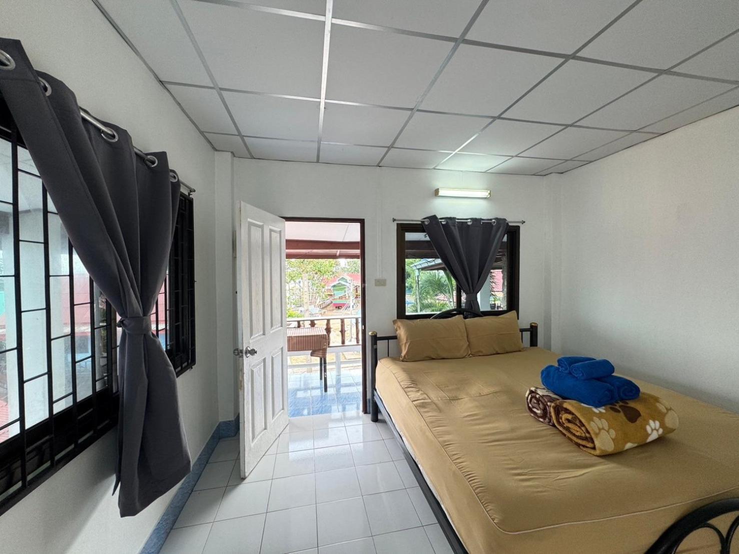 Rimtalay Resort Koh Si Chang Eksteriør billede