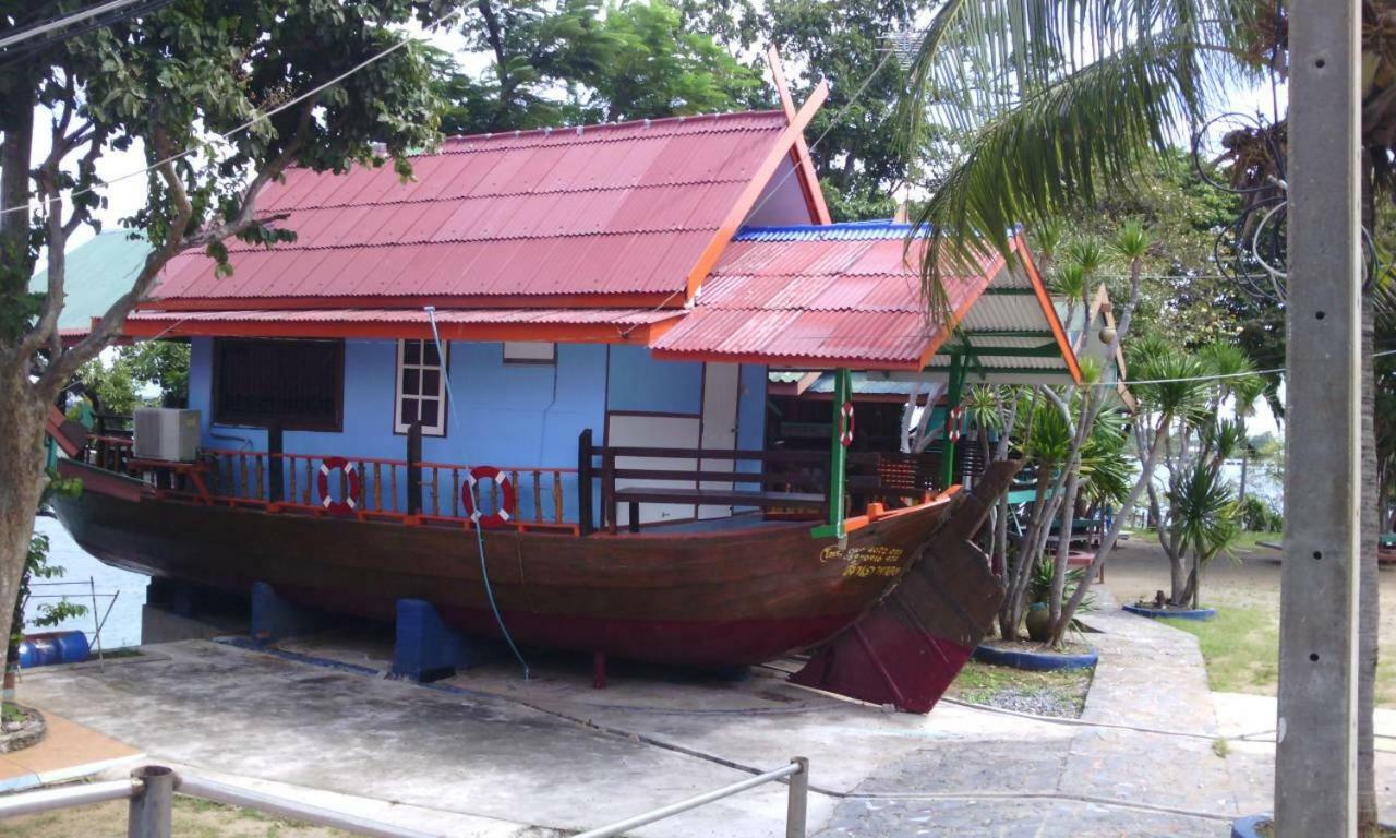 Rimtalay Resort Koh Si Chang Eksteriør billede